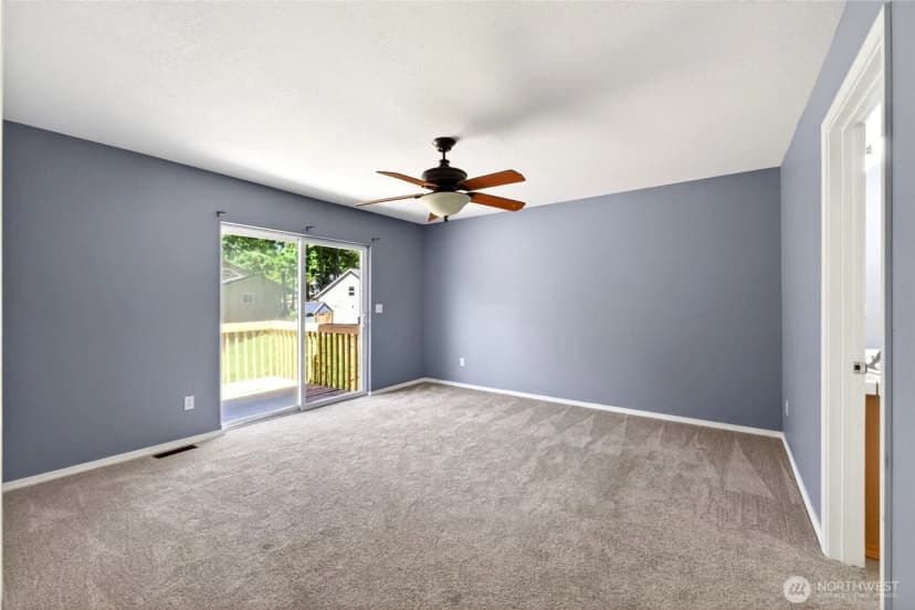 Property photo for 17939 Upland Drive Se, Yelm photo 9