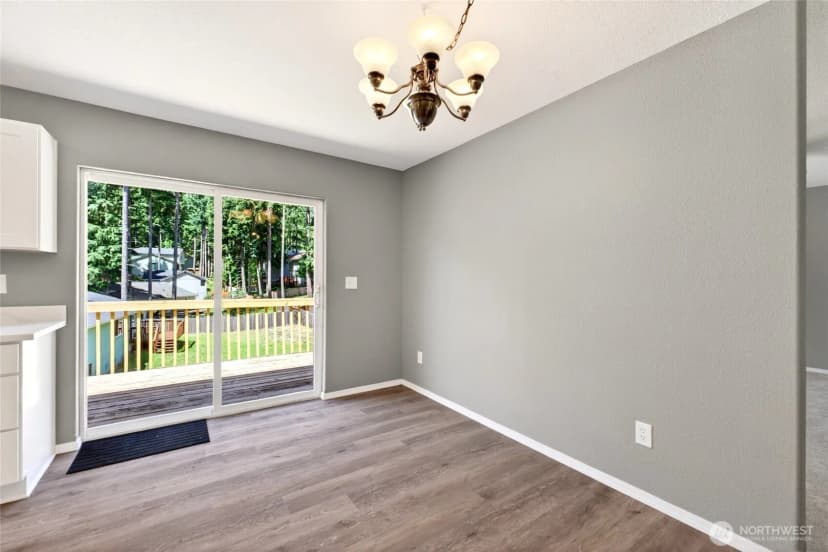Property photo for 17939 Upland Drive Se, Yelm photo 6
