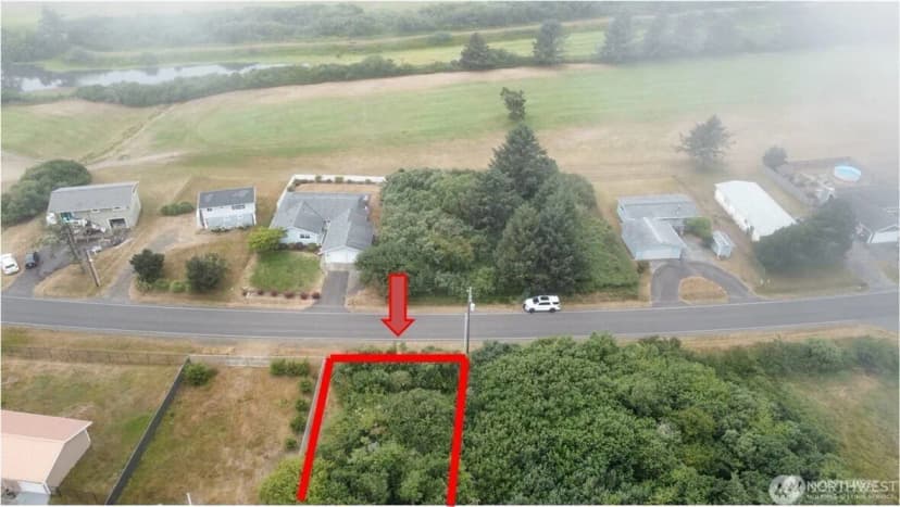 Property photo for 618 Canal Drive Ne, Ocean Shores