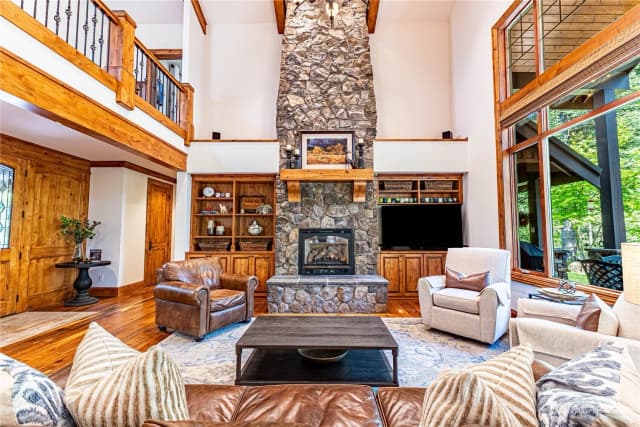 Property photo for 801 Snowberry Loop, Cle Elum