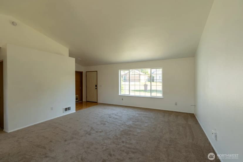 Property photo for 121 Patriot Way, Sequim photo 8