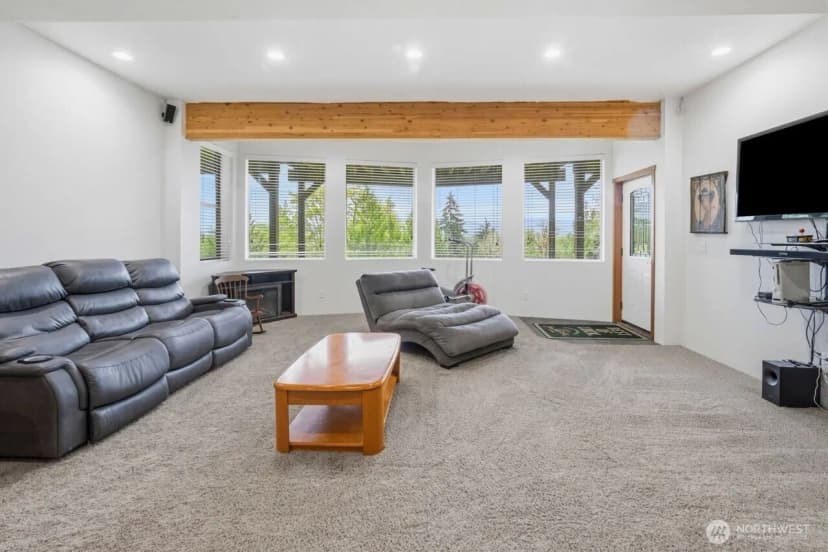 Property photo for 22109 161st Avenue E, Graham photo 33