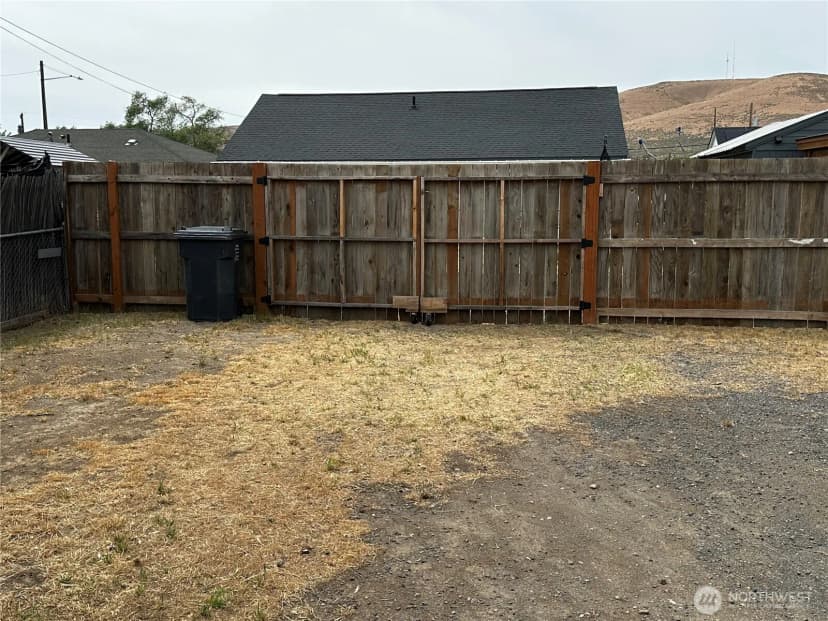 Property photo for 1125 Se Cottage Street, Ephrata photo 11