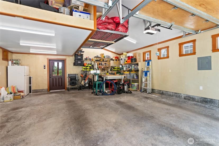 Property photo for 213 Rosemary Way, Lynden photo 29