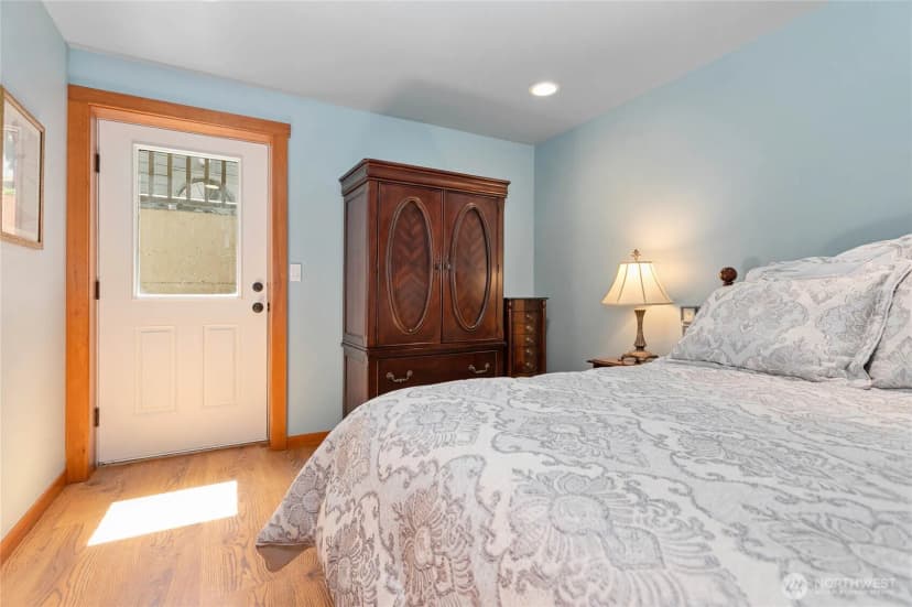 Property photo for 213 Rosemary Way, Lynden photo 25