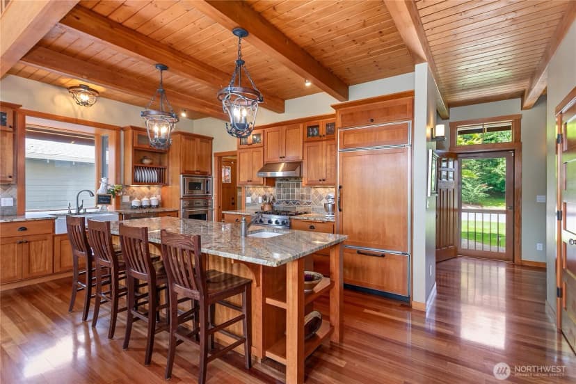 Property photo for 213 Rosemary Way, Lynden photo 6