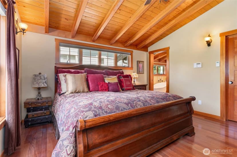 Property photo for 213 Rosemary Way, Lynden photo 15