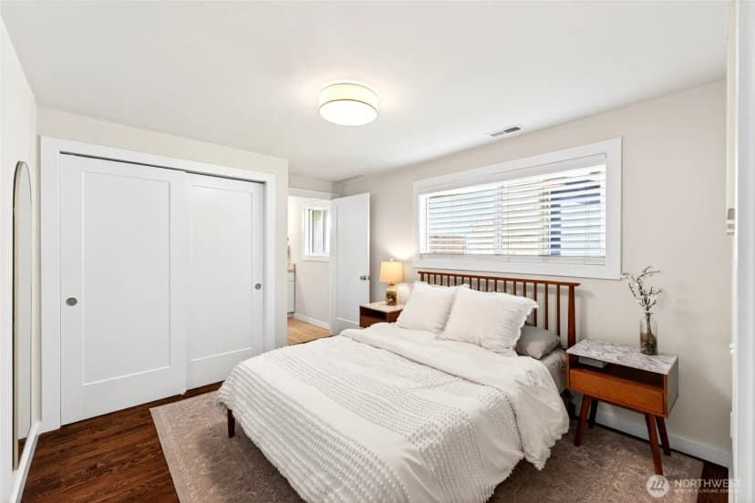 Property photo for 1604 W Pioneer Avenue, Puyallup photo 13