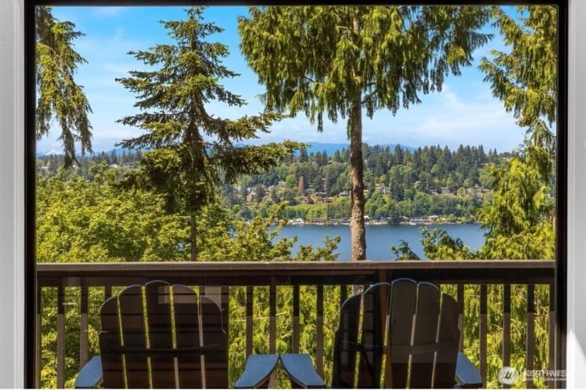 Property photo for 13441 64th Terrace Ne, Kirkland photo 2