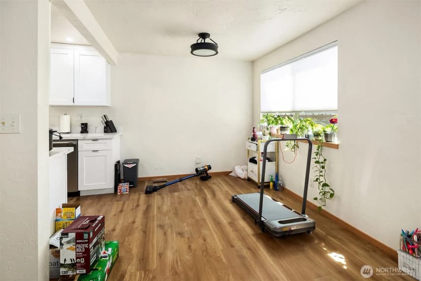 Property photo for 1907 37th Street, Everett photo 9