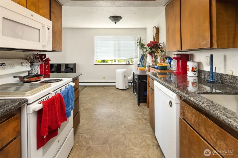 Property photo for 1907 37th Street, Everett photo 16