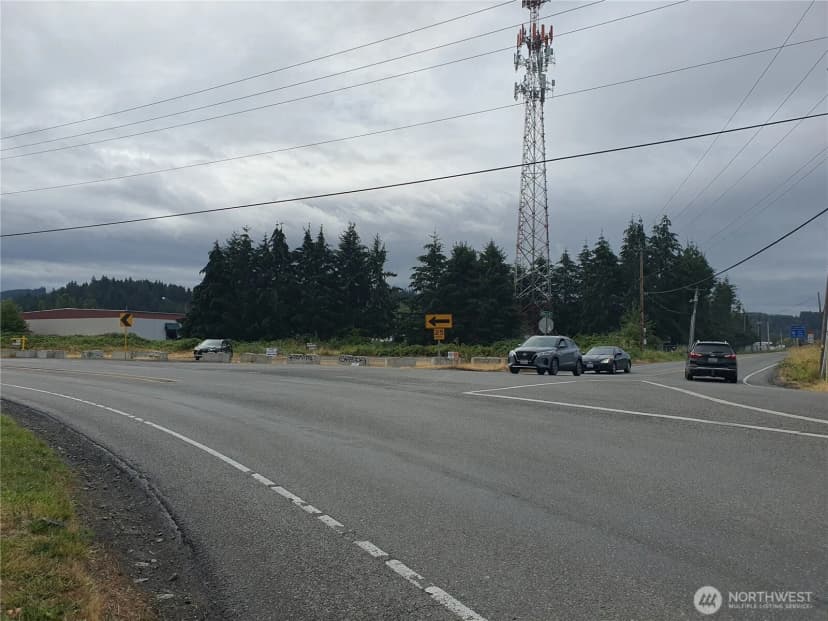 Property photo for 19210 Pioneer Way E, Orting