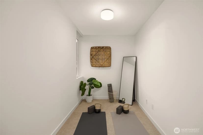 Property photo for 823 B 17th Avenue, Seattle photo 14