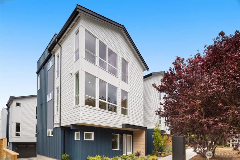 Property photo for 823 B 17th Avenue, Seattle photo 27