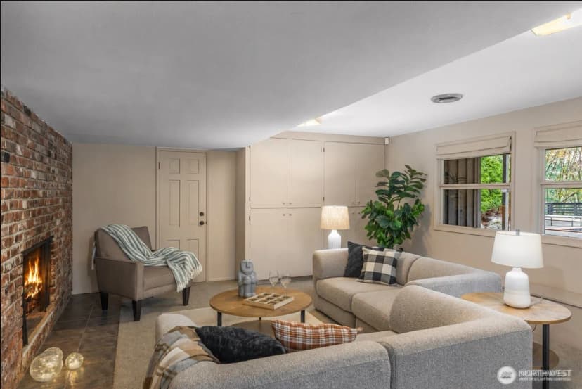 Property photo for 16521 Ne 1st Place, Bellevue photo 31