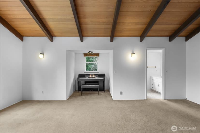 Property photo for 16521 Ne 1st Place, Bellevue photo 29
