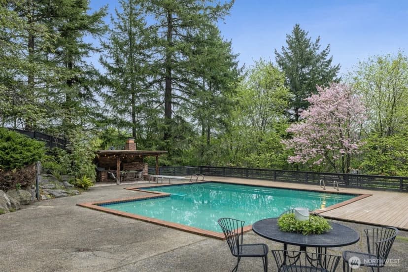 Property photo for 16521 Ne 1st Place, Bellevue photo 34