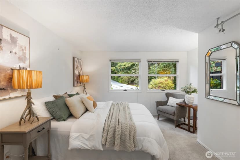 Property photo for 16521 Ne 1st Place, Bellevue photo 23