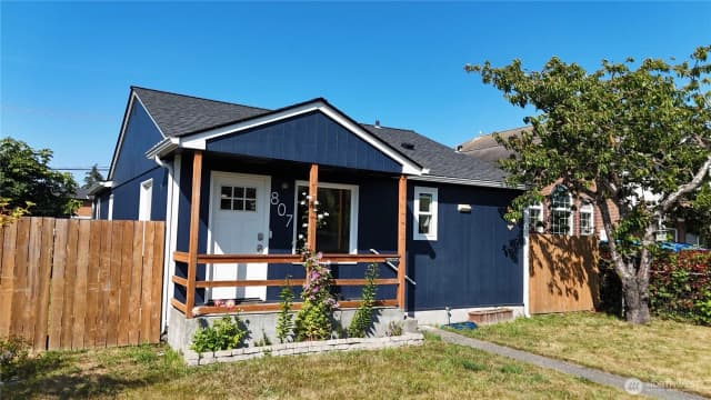 Property photo for 807 Georgiana St, Port Angeles