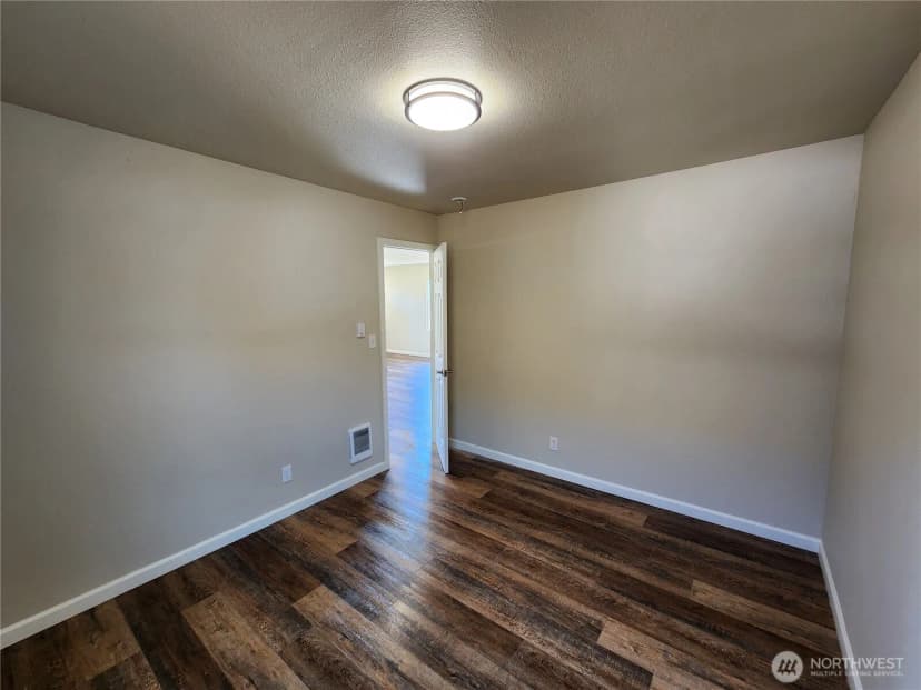 Property photo for 807 Georgiana St, Port Angeles photo 36