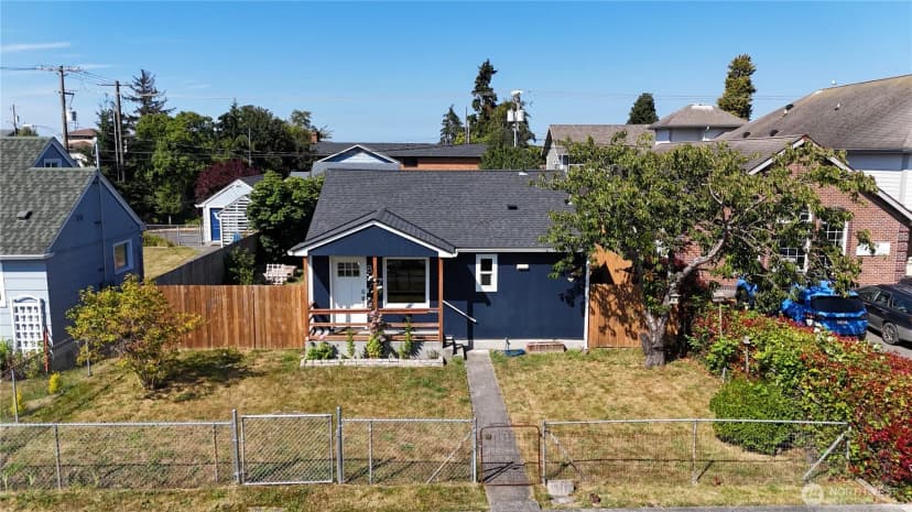 Property photo for 807 Georgiana St, Port Angeles photo 4