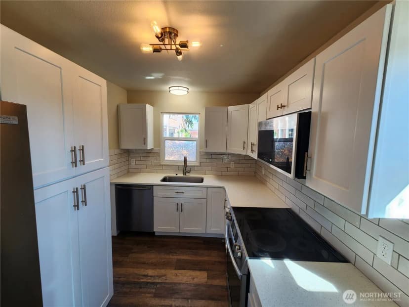 Property photo for 807 Georgiana St, Port Angeles photo 18