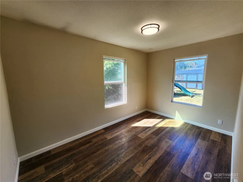 Property photo for 807 Georgiana St, Port Angeles photo 37