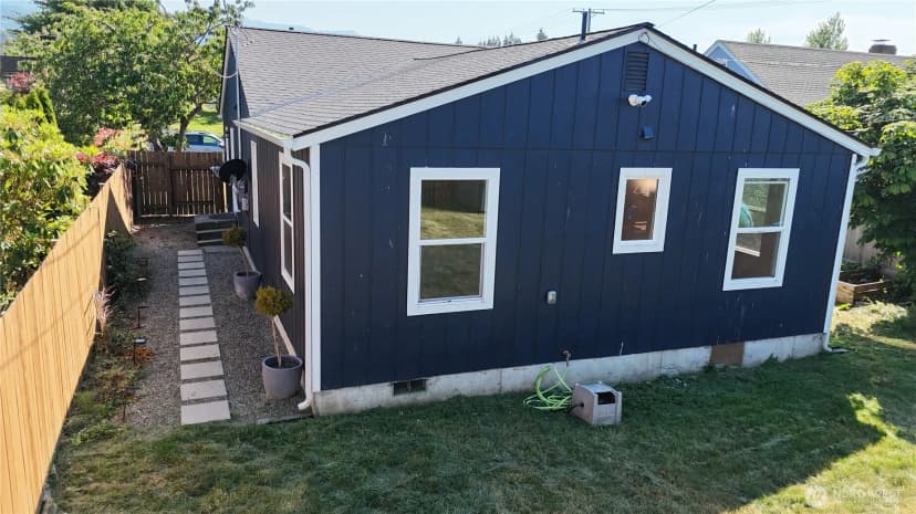 Property photo for 807 Georgiana St, Port Angeles photo 10