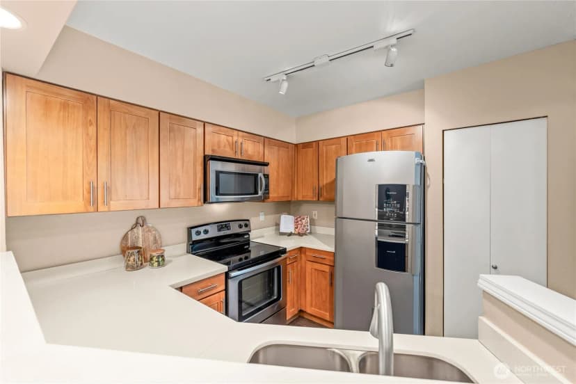 Property photo for 15300 112th Avenue Ne #c308, Bothell photo 10