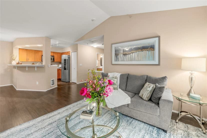 Property photo for 15300 112th Avenue Ne #c308, Bothell photo 2