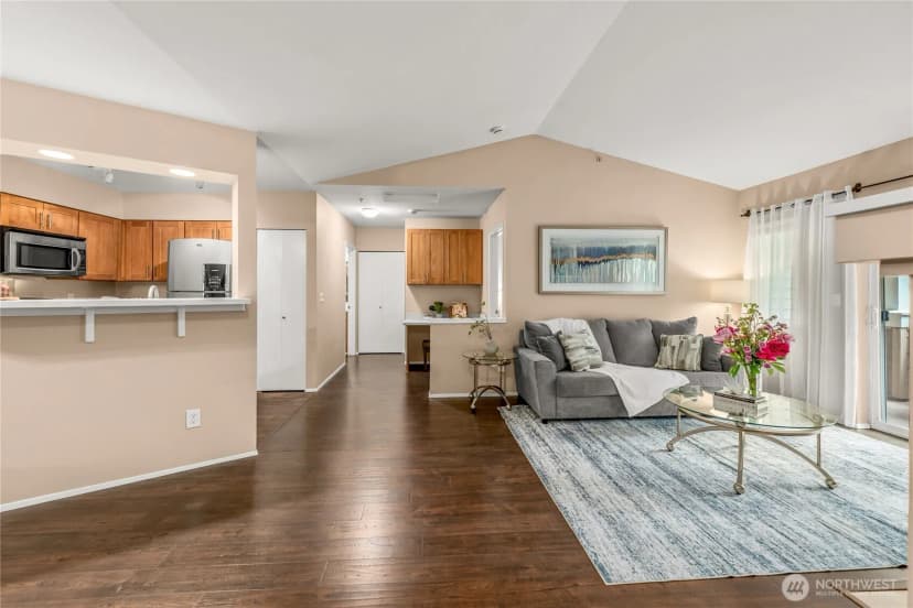 Property photo for 15300 112th Avenue Ne #c308, Bothell photo 4