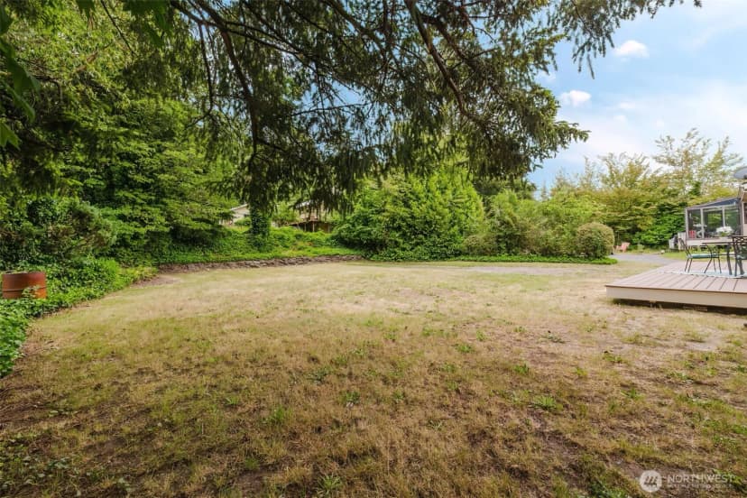 Property photo for 3828 Harbel Drive Ne, Bremerton photo 30