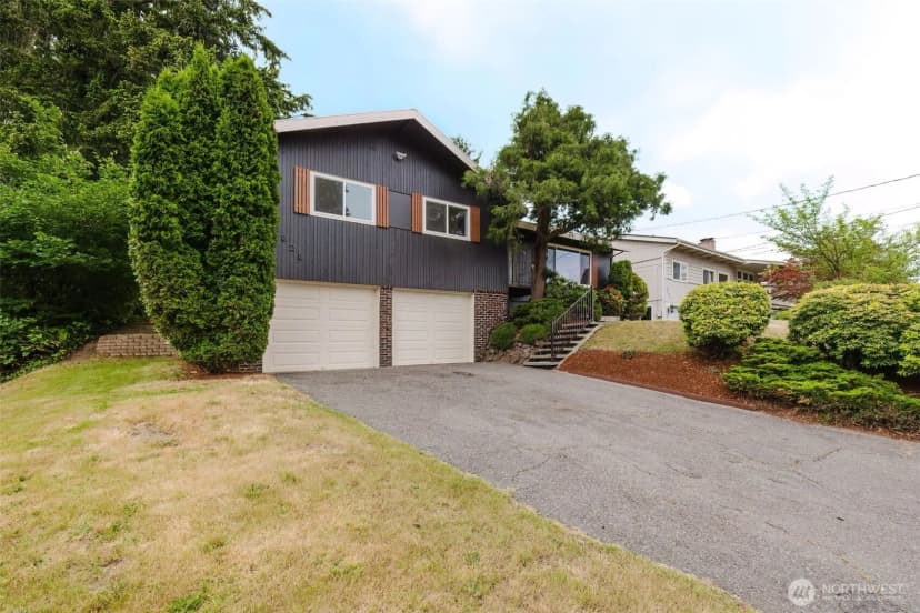 Property photo for 3828 Harbel Drive Ne, Bremerton photo 39