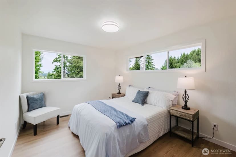 Property photo for 3828 Harbel Drive Ne, Bremerton photo 15
