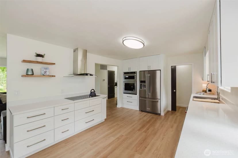 Property photo for 3828 Harbel Drive Ne, Bremerton photo 5