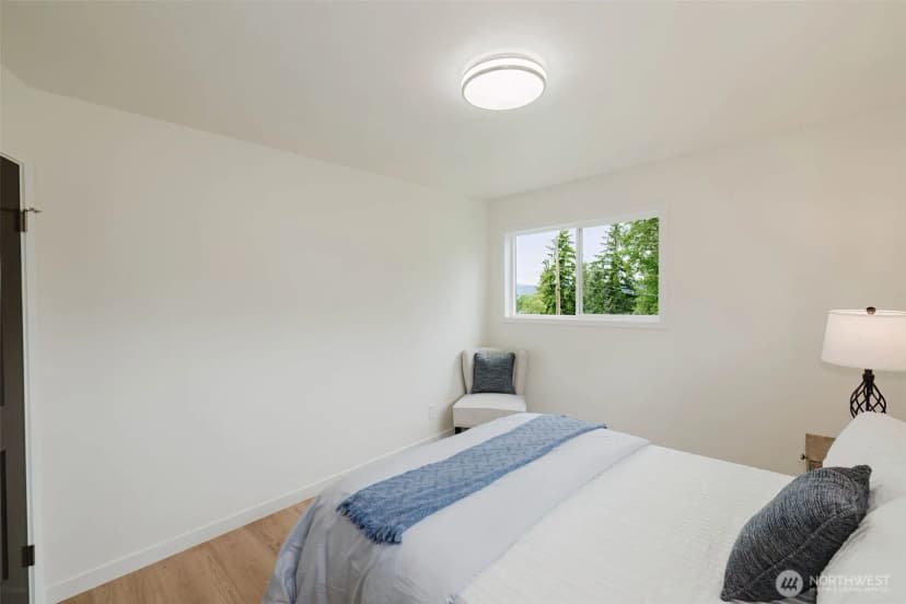 Property photo for 3828 Harbel Drive Ne, Bremerton photo 19