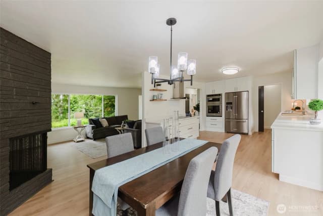 Property photo for 3828 Harbel Drive Ne, Bremerton photo 4