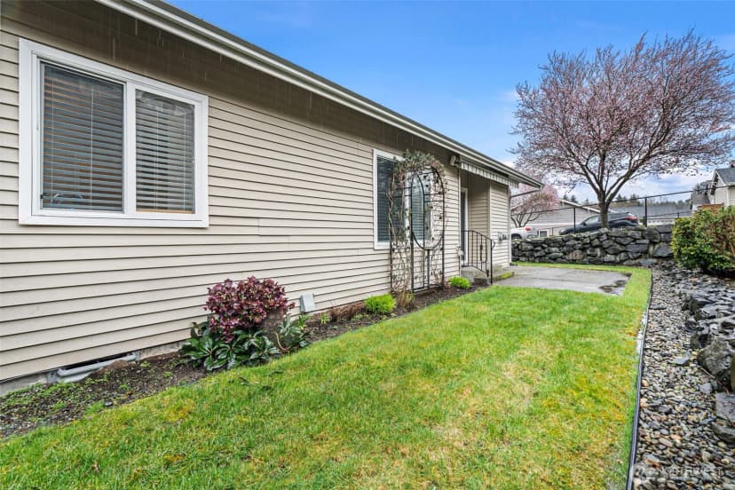 Property photo for 5825 54th Street W, University Place photo 27