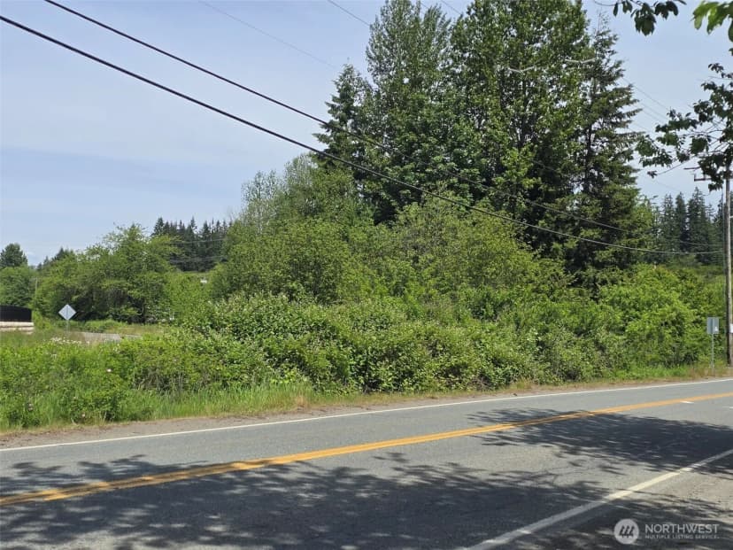 Property photo for 0 Maltby Road, Snohomish photo 2