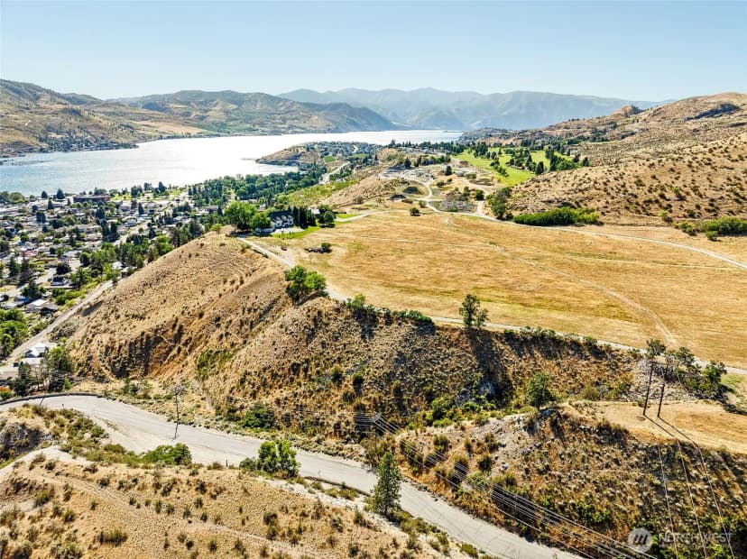 Property photo for 761 N Bradley Street, Chelan