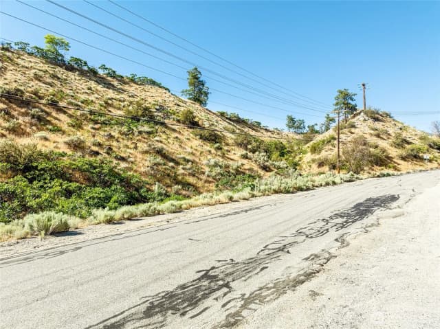 Property photo for 761 N Bradley Street, Chelan photo 5