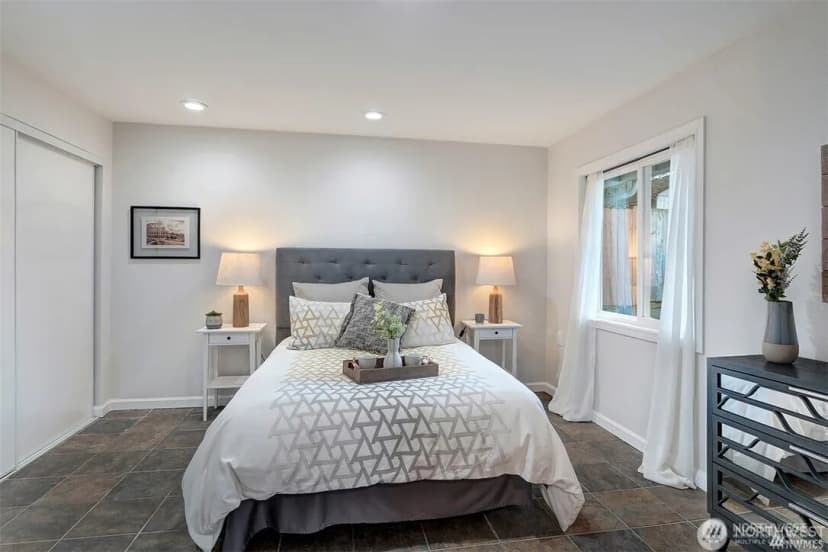 Property photo for 3708 Ne 22nd Street, Renton photo 14