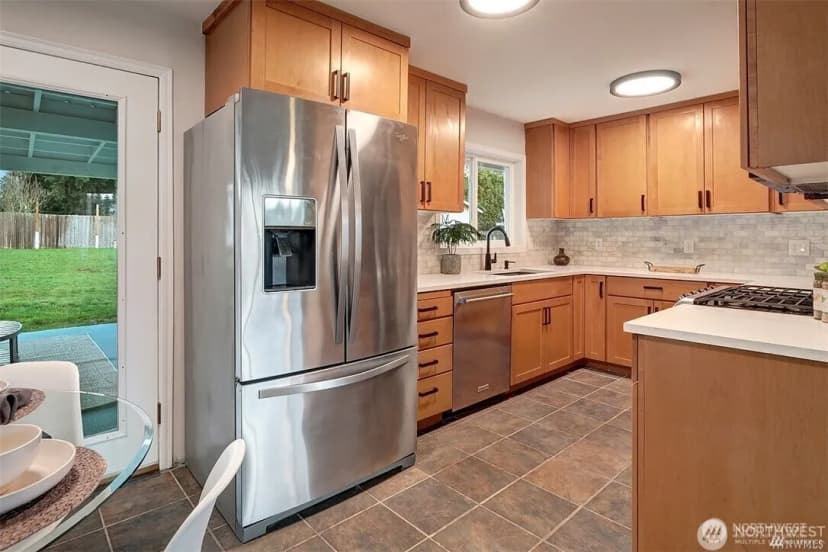 Property photo for 3708 Ne 22nd Street, Renton photo 9