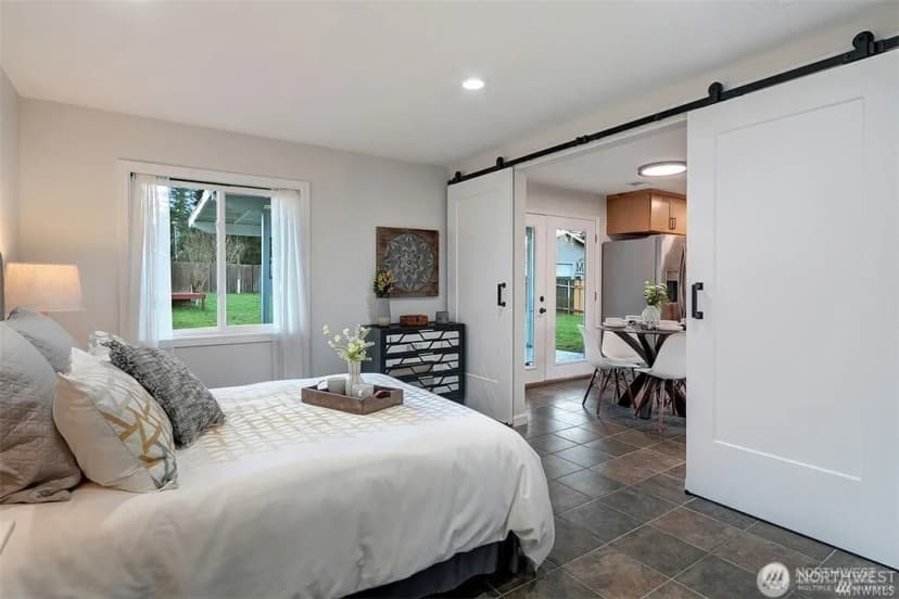 Property photo for 3708 Ne 22nd Street, Renton photo 13