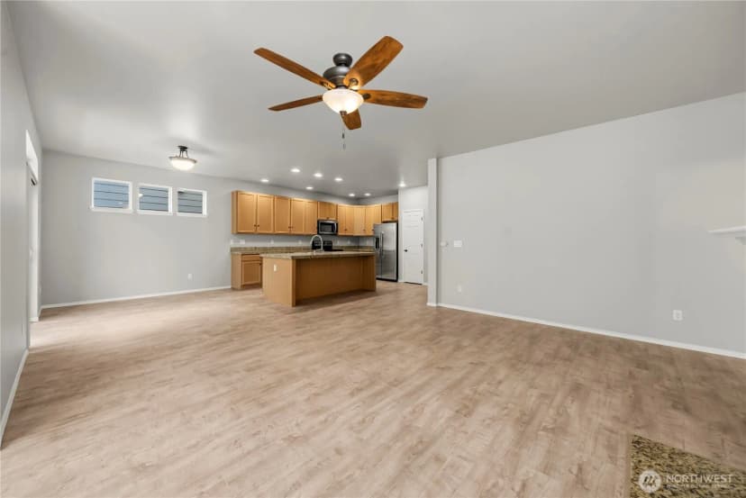 Property photo for 11264 Borgen Loop, Gig Harbor photo 8