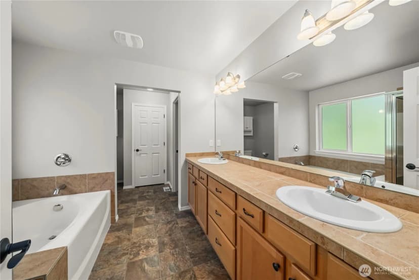 Property photo for 11264 Borgen Loop, Gig Harbor photo 23