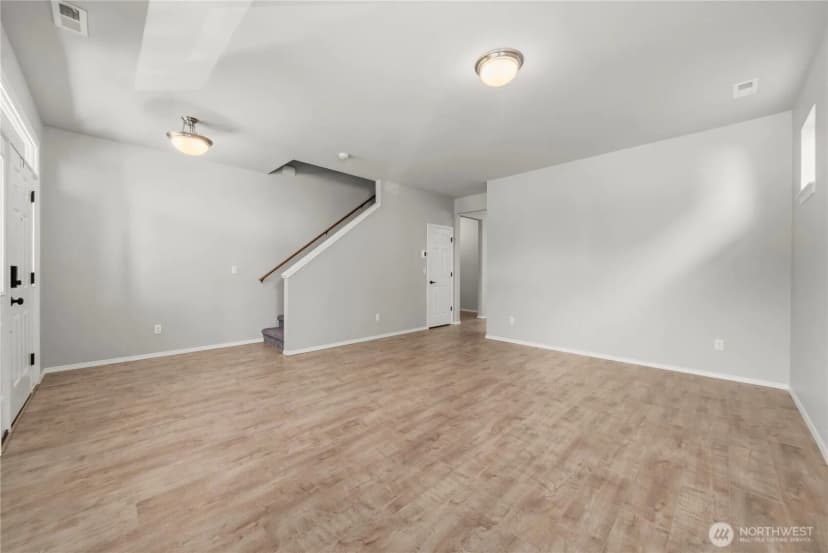 Property photo for 11264 Borgen Loop, Gig Harbor photo 4