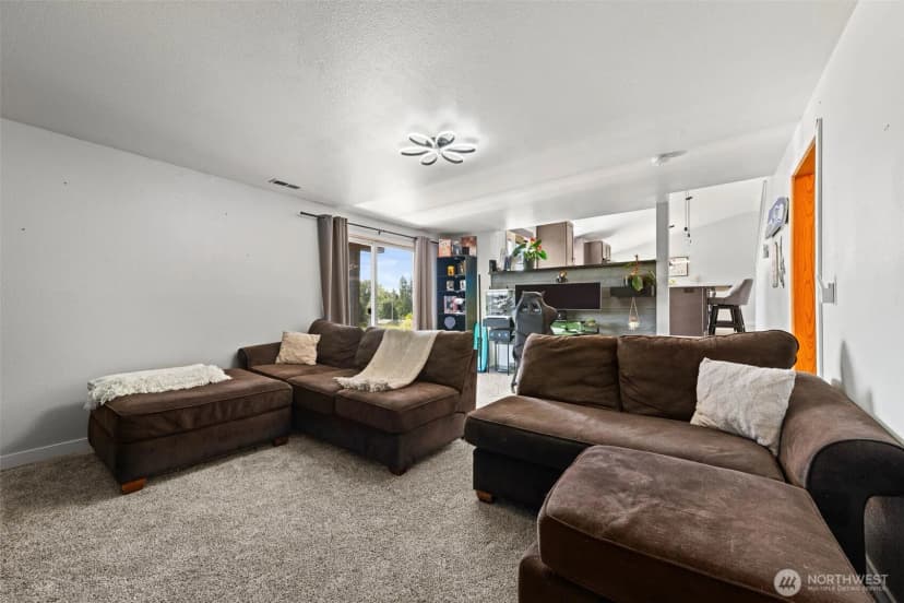Property photo for 4837 S 309th Street, Auburn photo 17