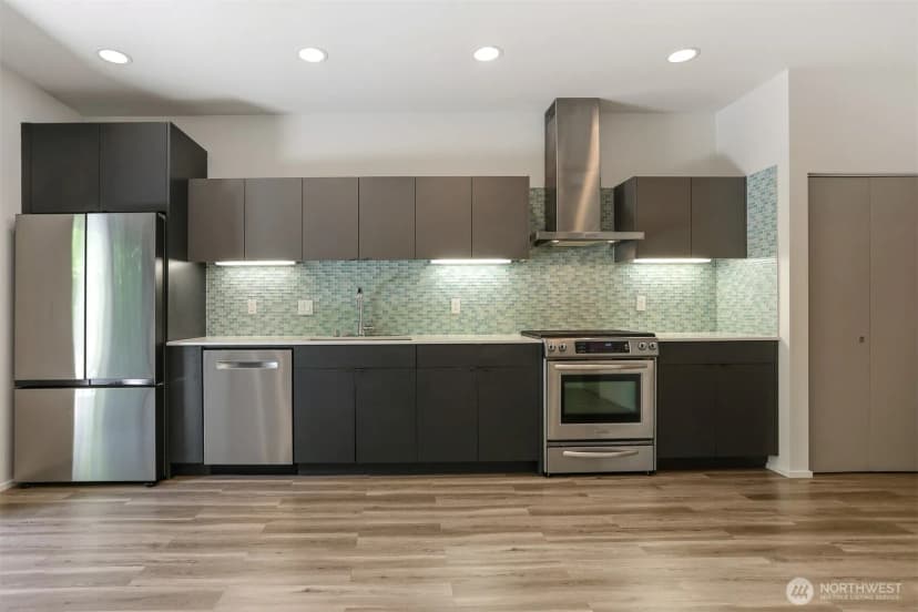 Property photo for 2651 22nd Avenue W #a, Seattle photo 10