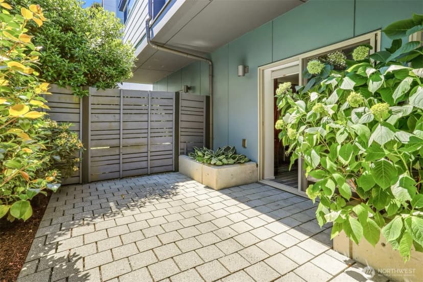 Property photo for 2651 22nd Avenue W #a, Seattle photo 31